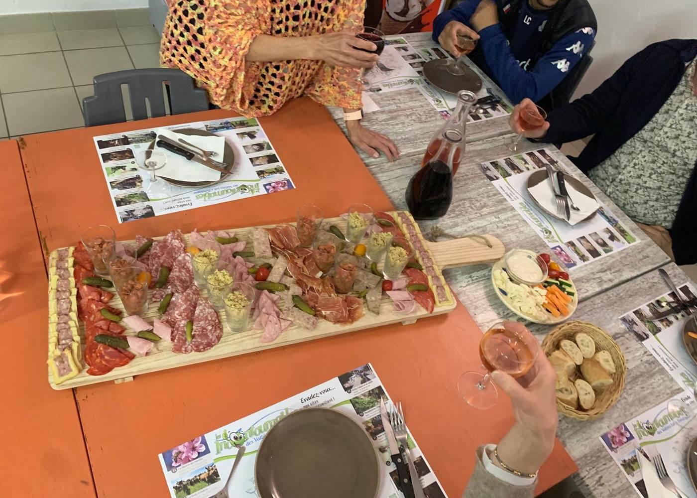 lepetitbois46_Leyme_ses plateaux apéro