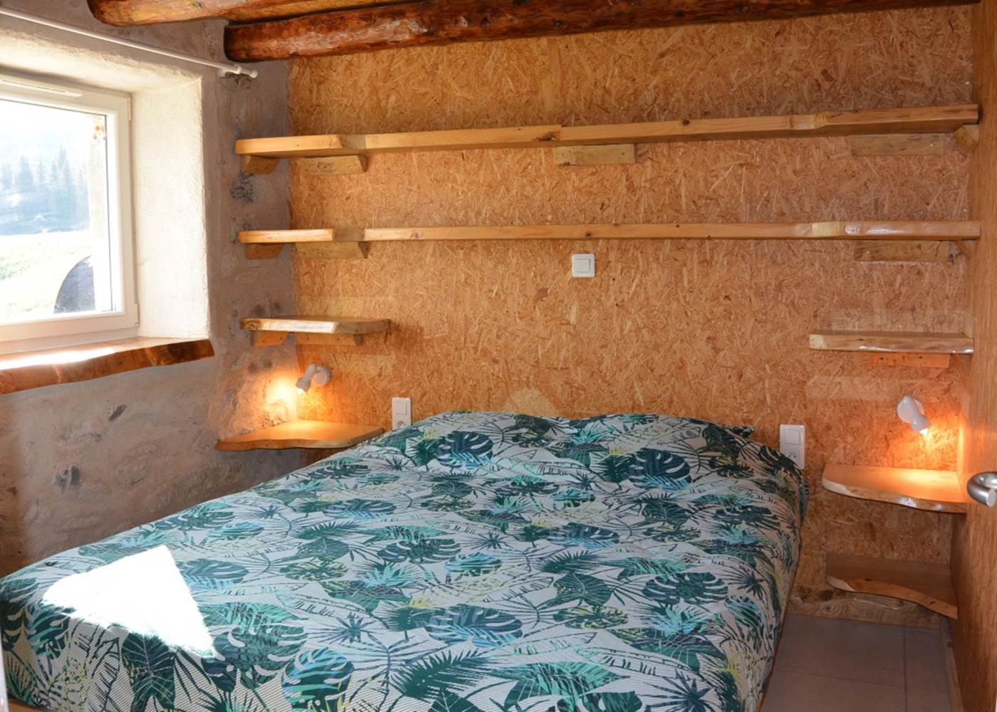 Gîte Tré le grenier - charmant gîte - Gîte le Bas - pour 5 personnes - chambre double