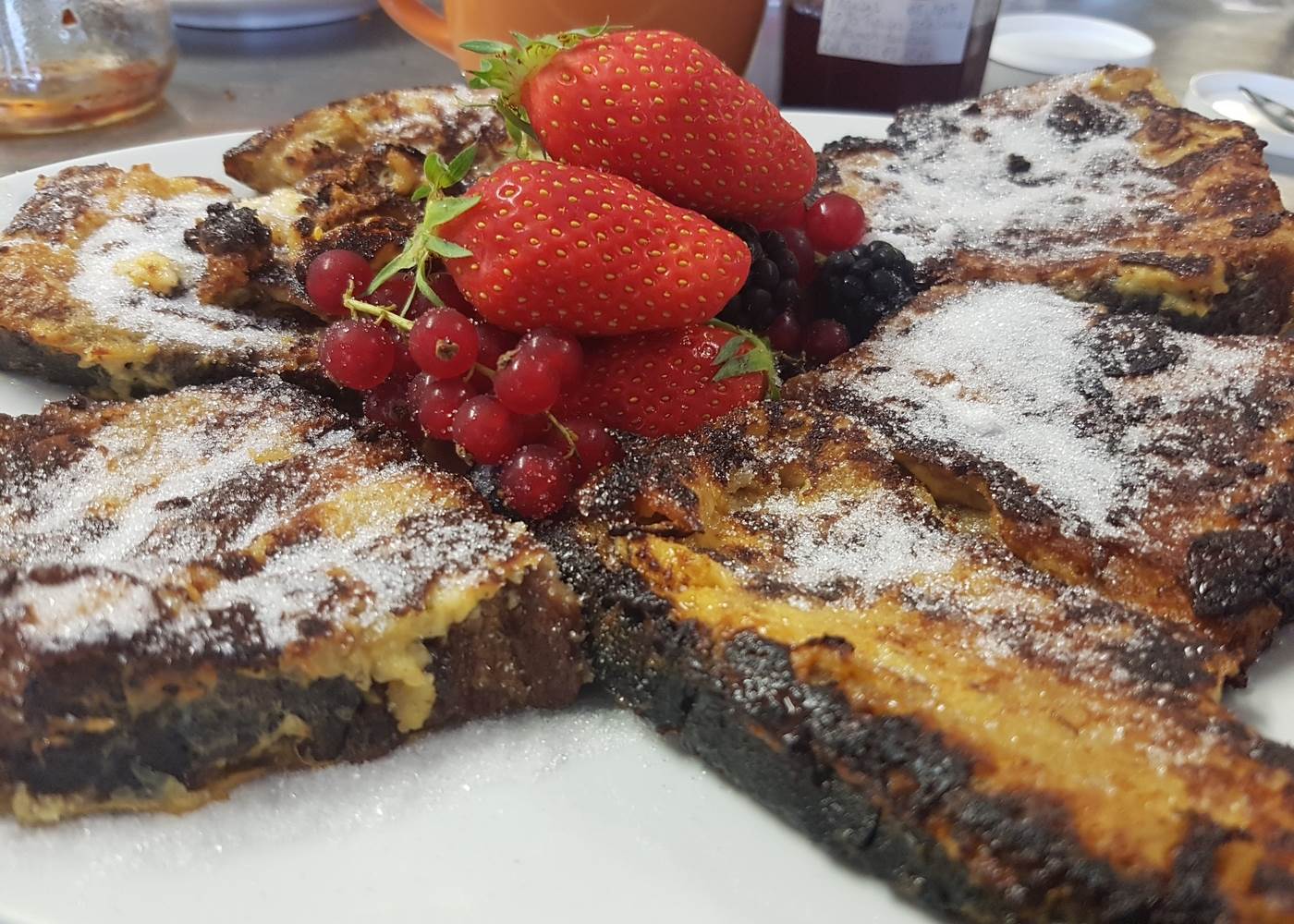 pain perdu -Brunch/ Petit Déjeuner Gourmand Le Ranch des Lacs hôtel 87120