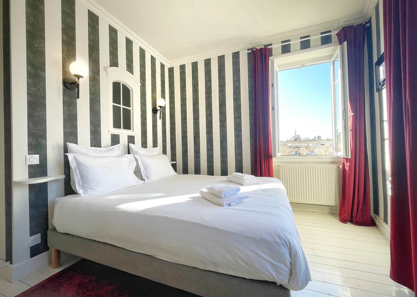 La Maison Voyage 41 - vue riviere chambre deux personnes - Suite Familiale Magie