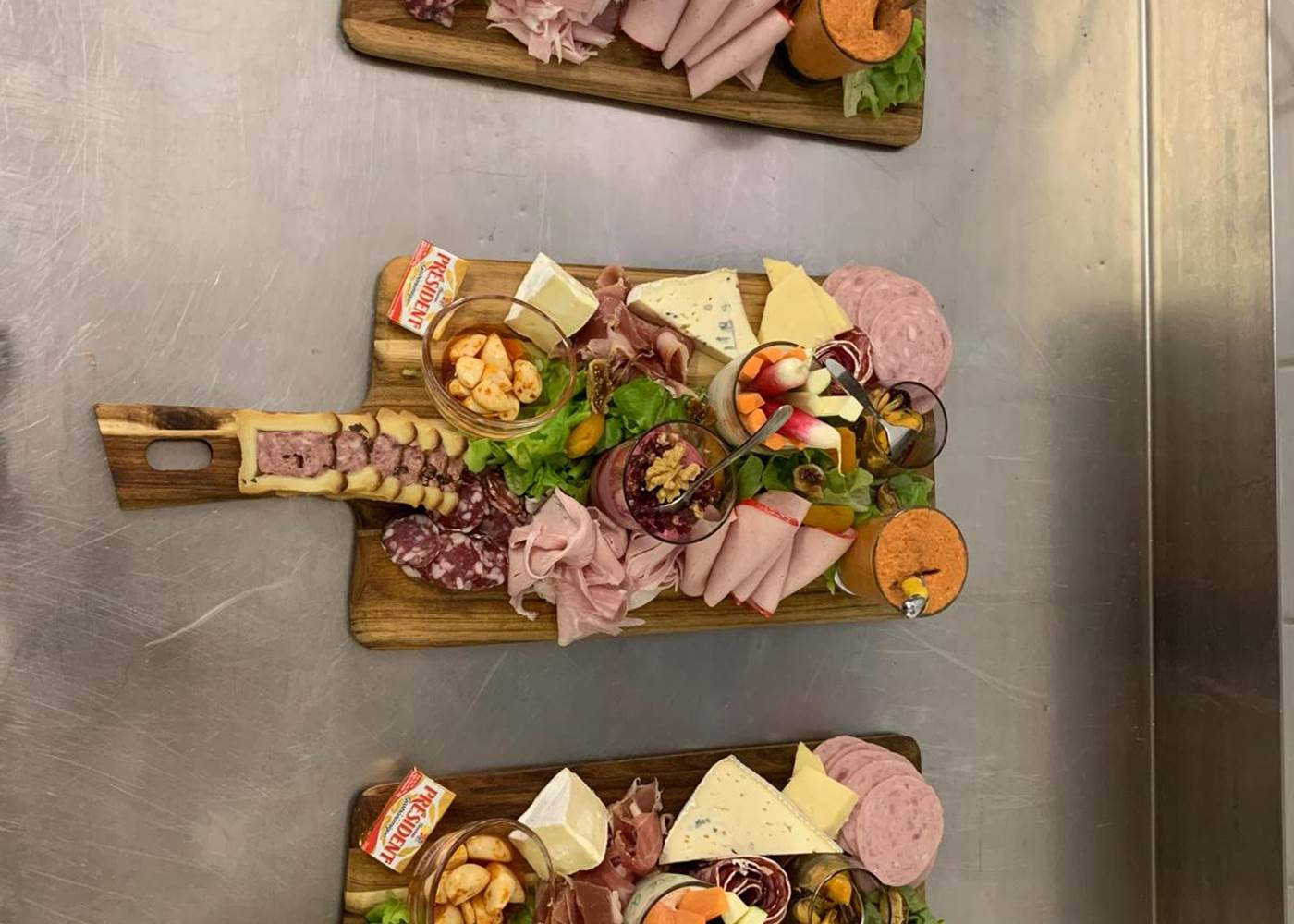 repas traiteur Gite de groupe Occitanie