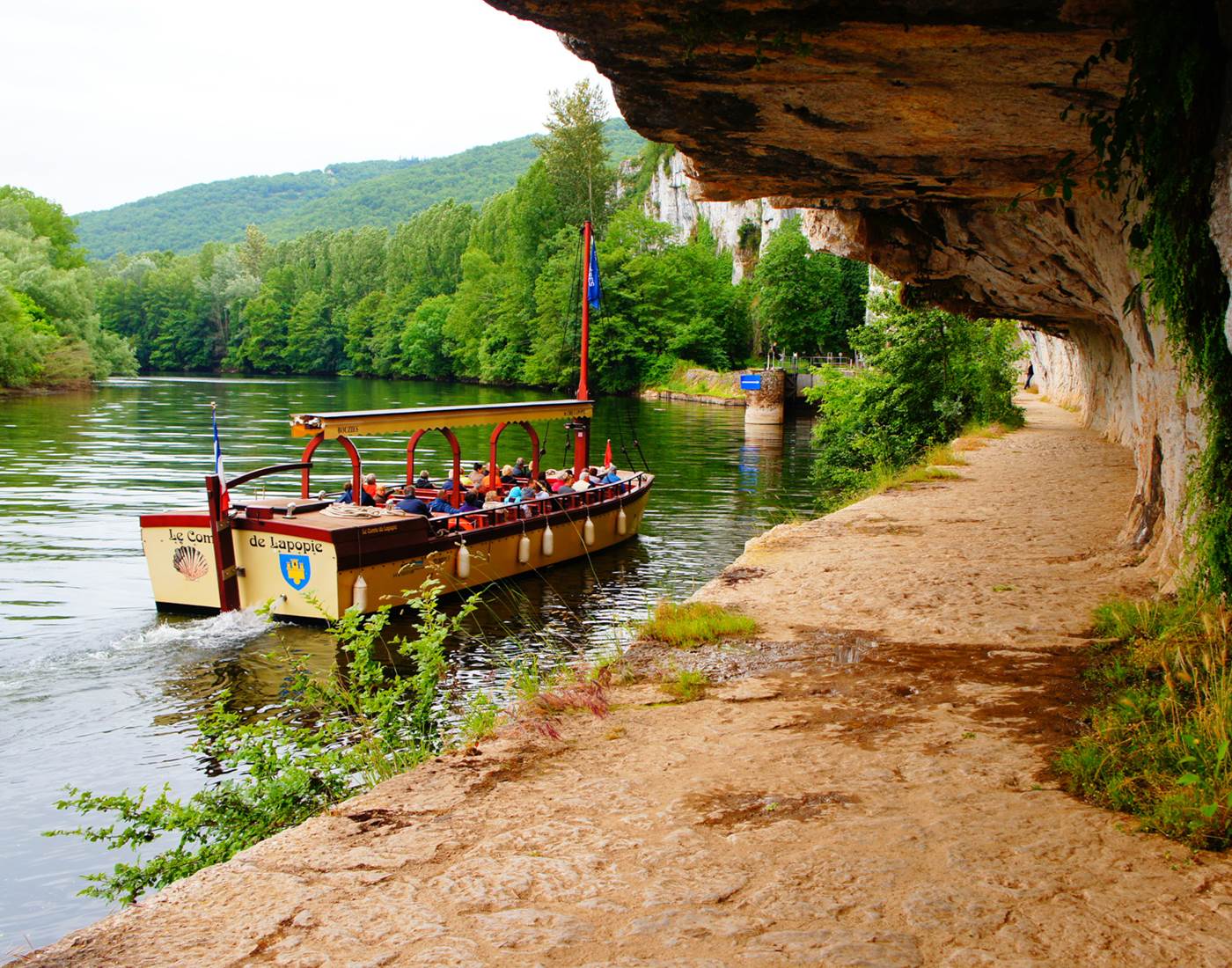 Balade sur le Lot en bateau promenade