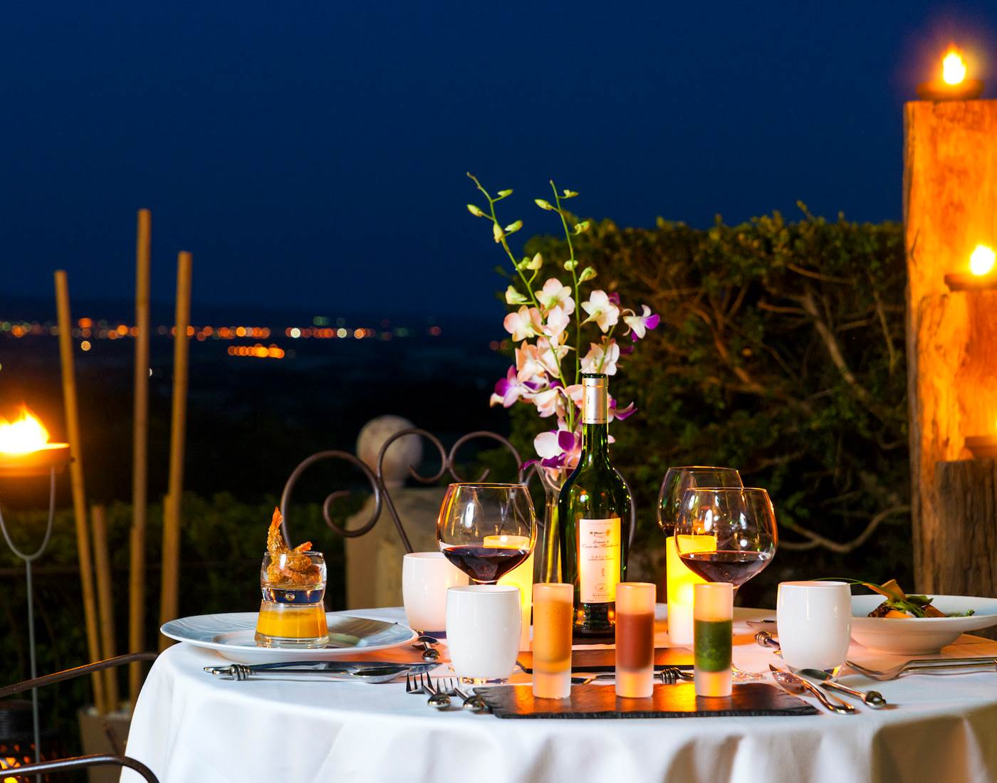 Dîner en Terrasse au clair de lune