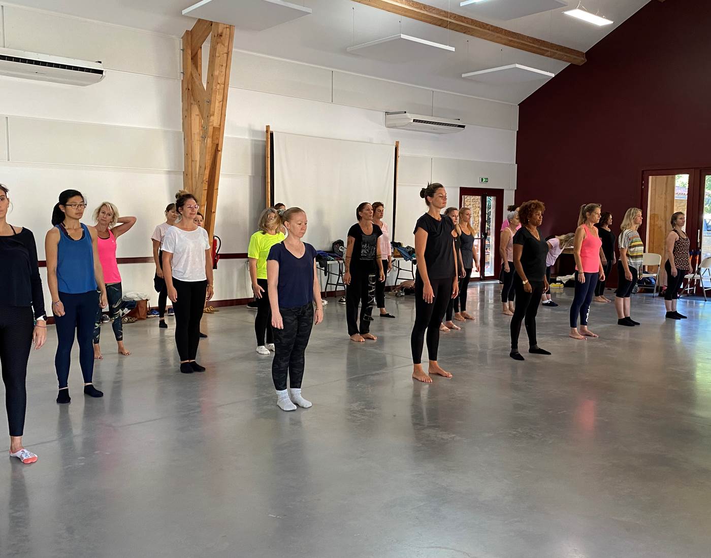 Salle des fêtes d'Urval louée pour le stage de danse