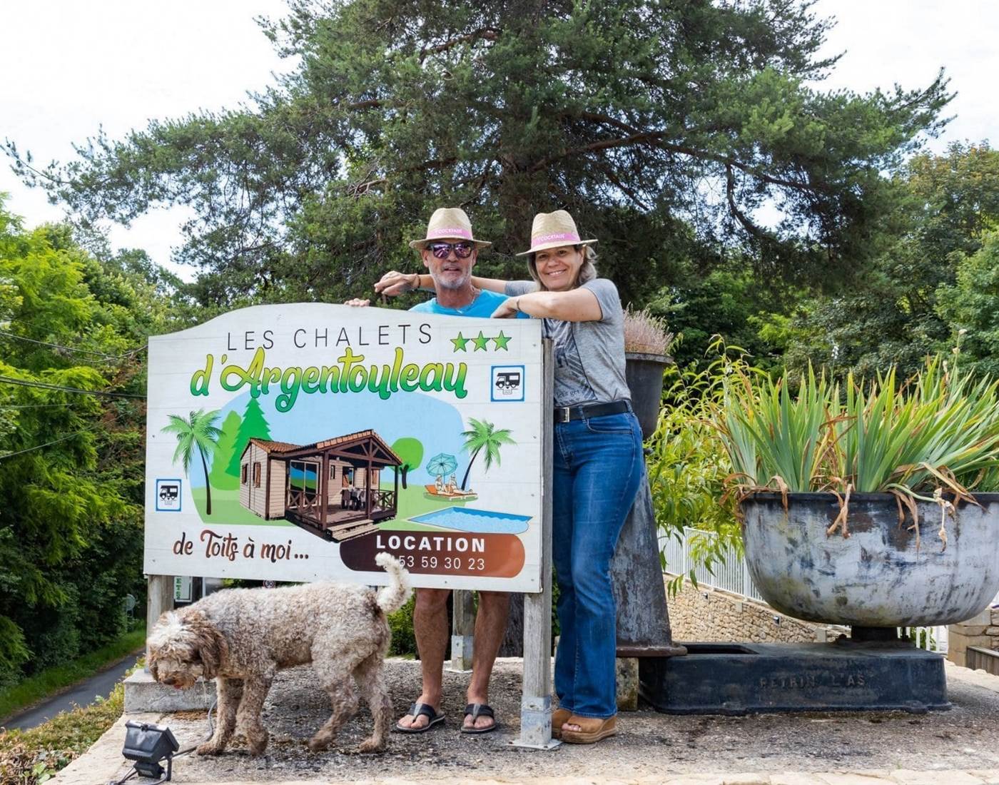 C'est nous, Eric et Laurence, avec notre mascotte Nube