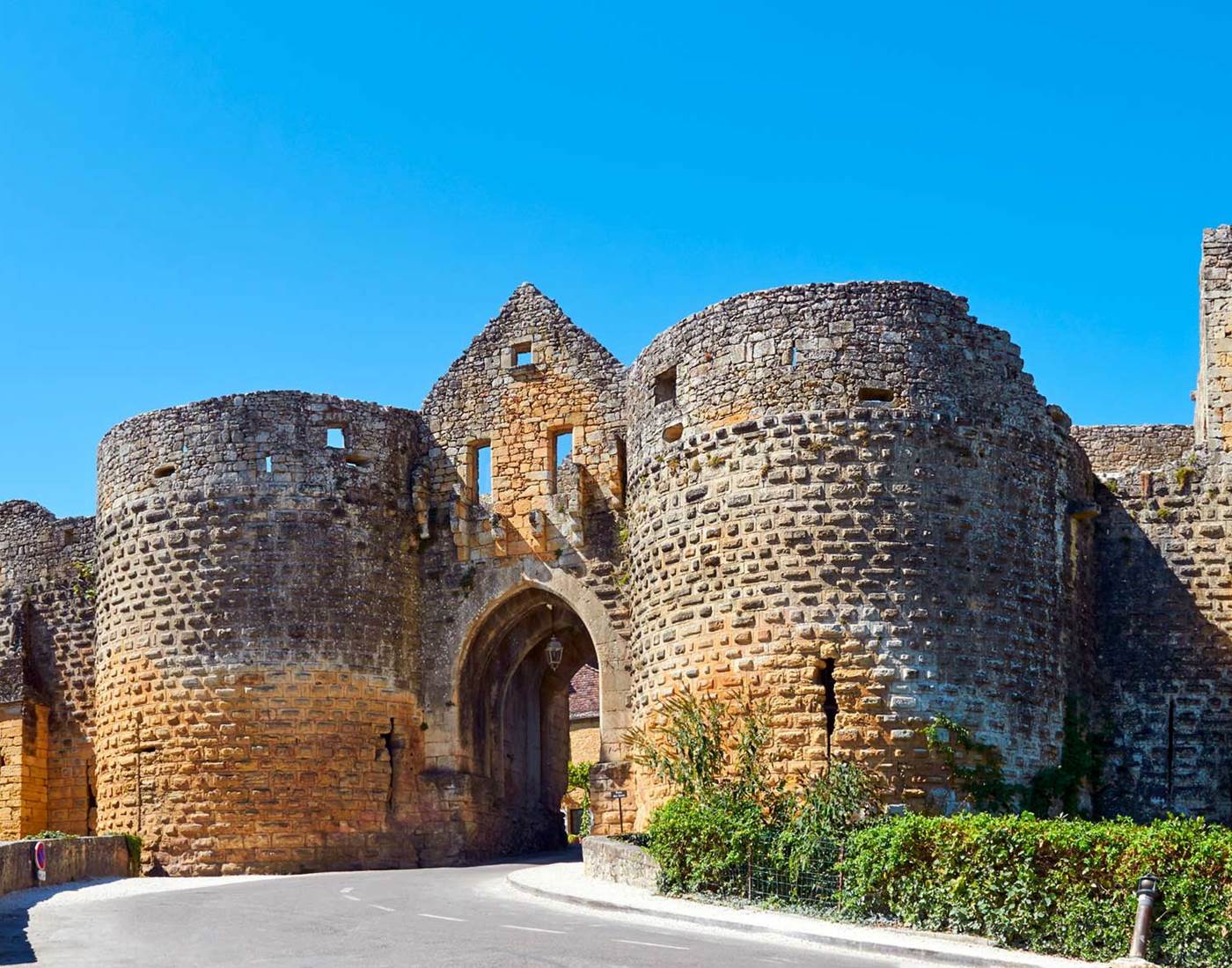 bastide-médiévale-domme-périgord