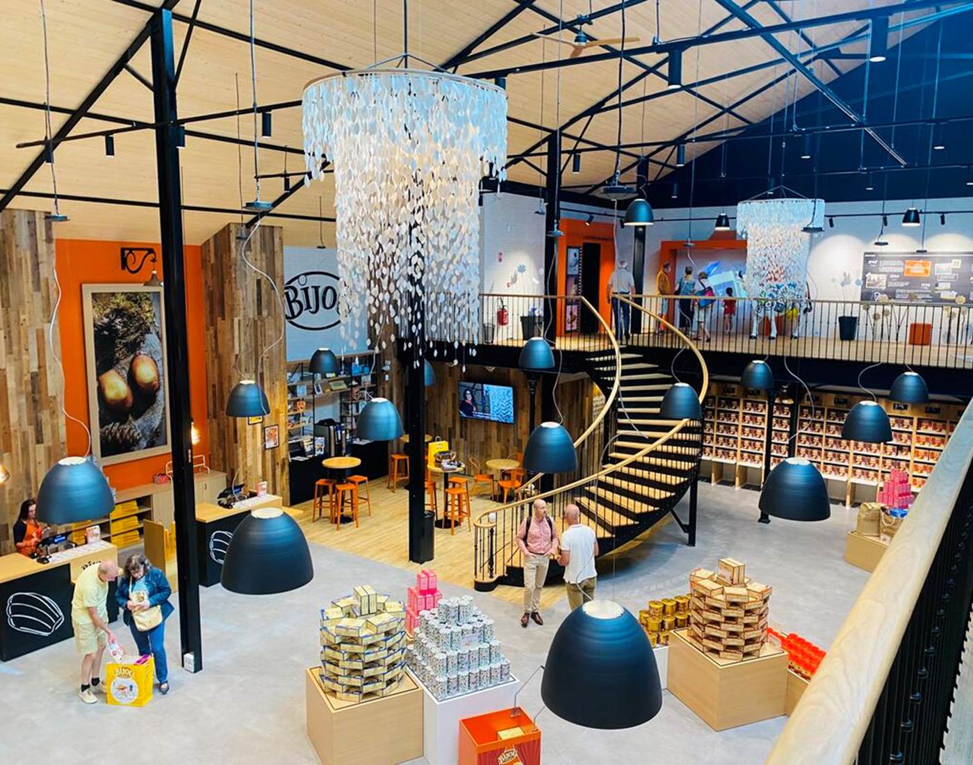 Madeleine Bijou, Limoges