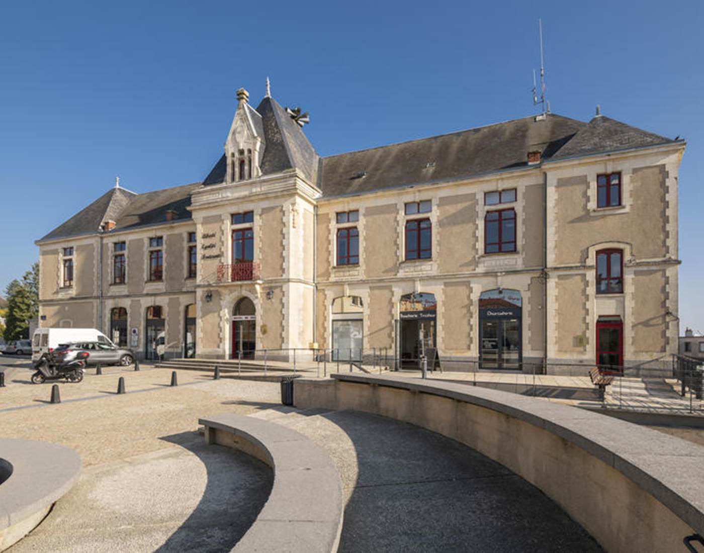 Mairie de Pouzauges-page