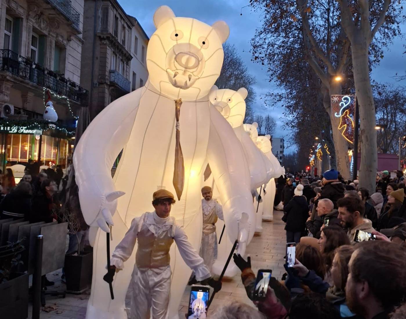 De magnifiques spectacles sur la Côte du Midi...