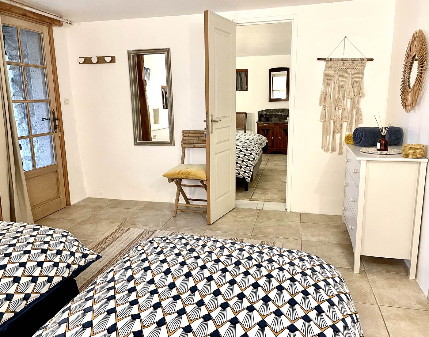 Chambre 5 communicantes