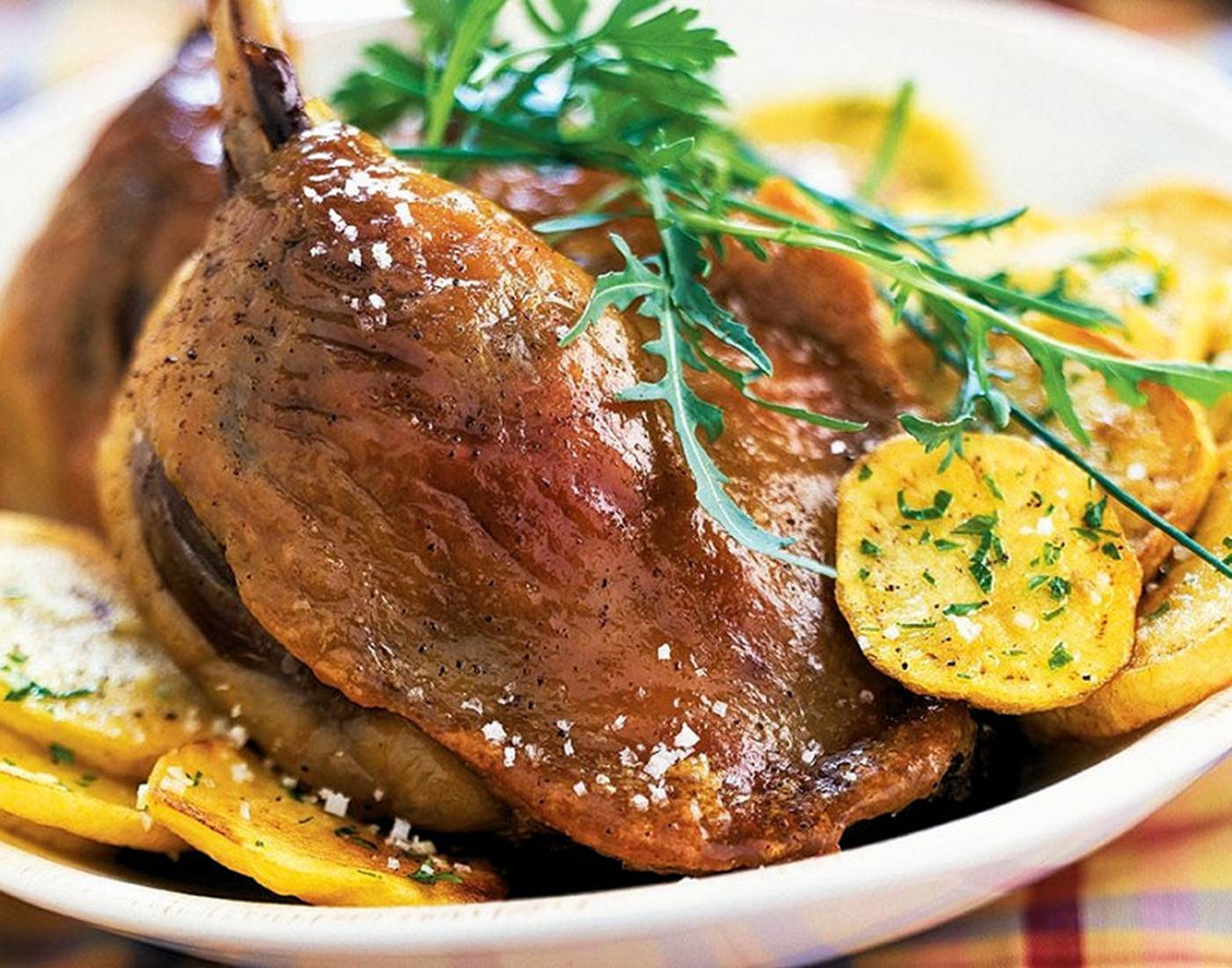 Confit de canard pommes de terre Salardaises