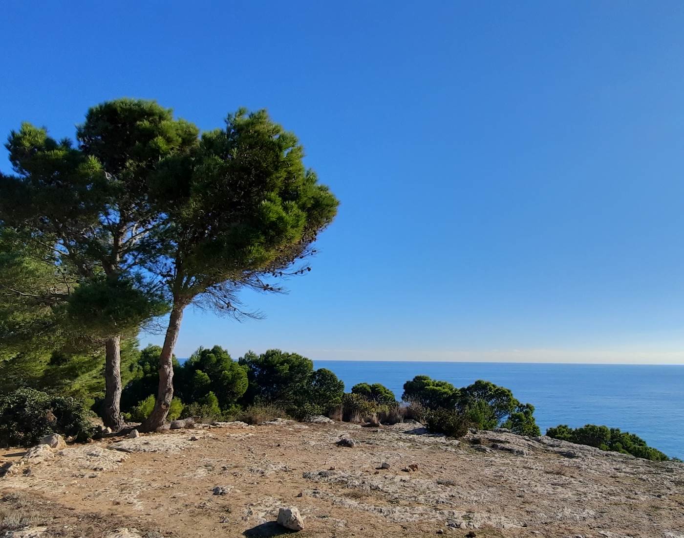 des vacances sous un beau ciel bleu