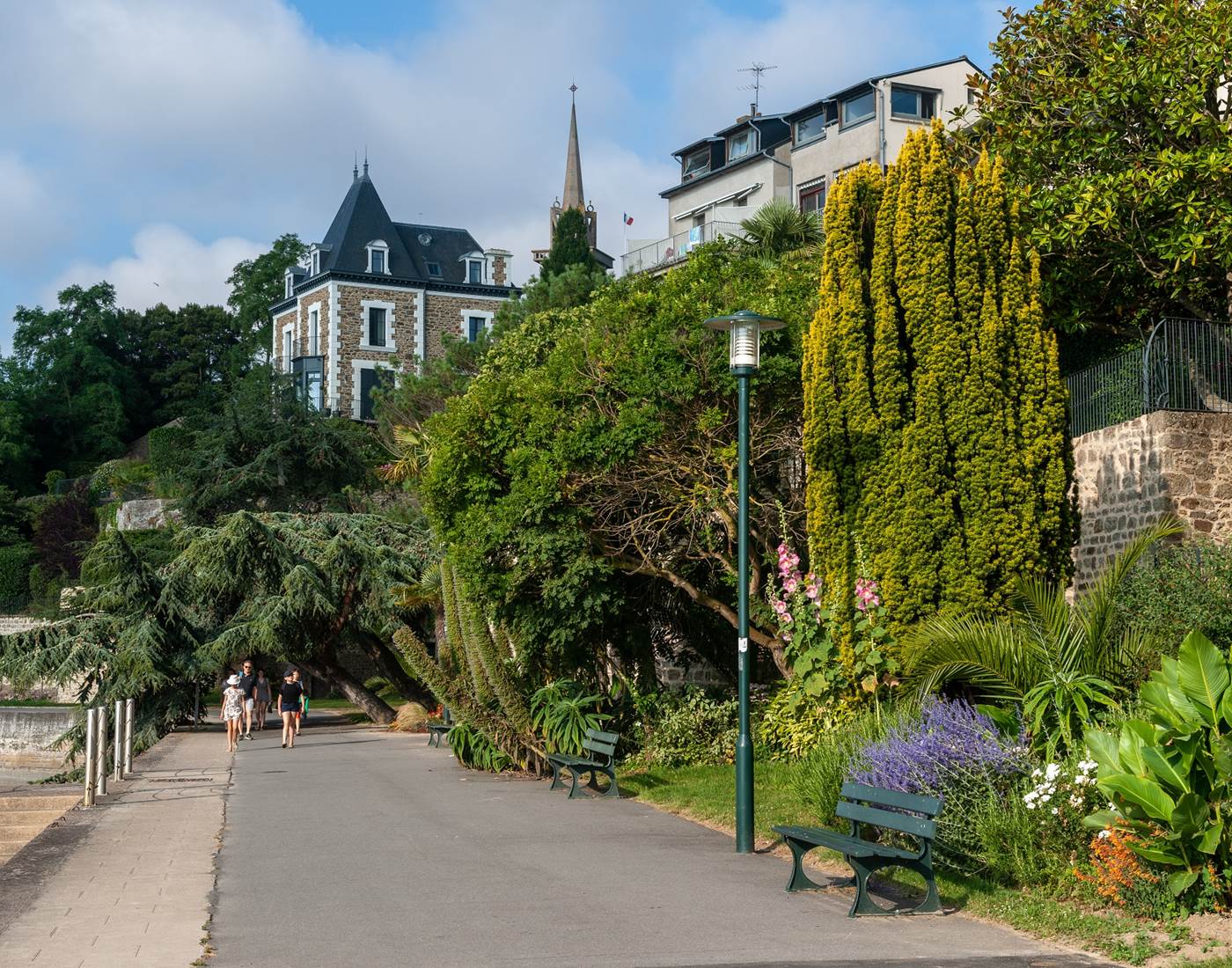 1) La promenade du Clair de Lune