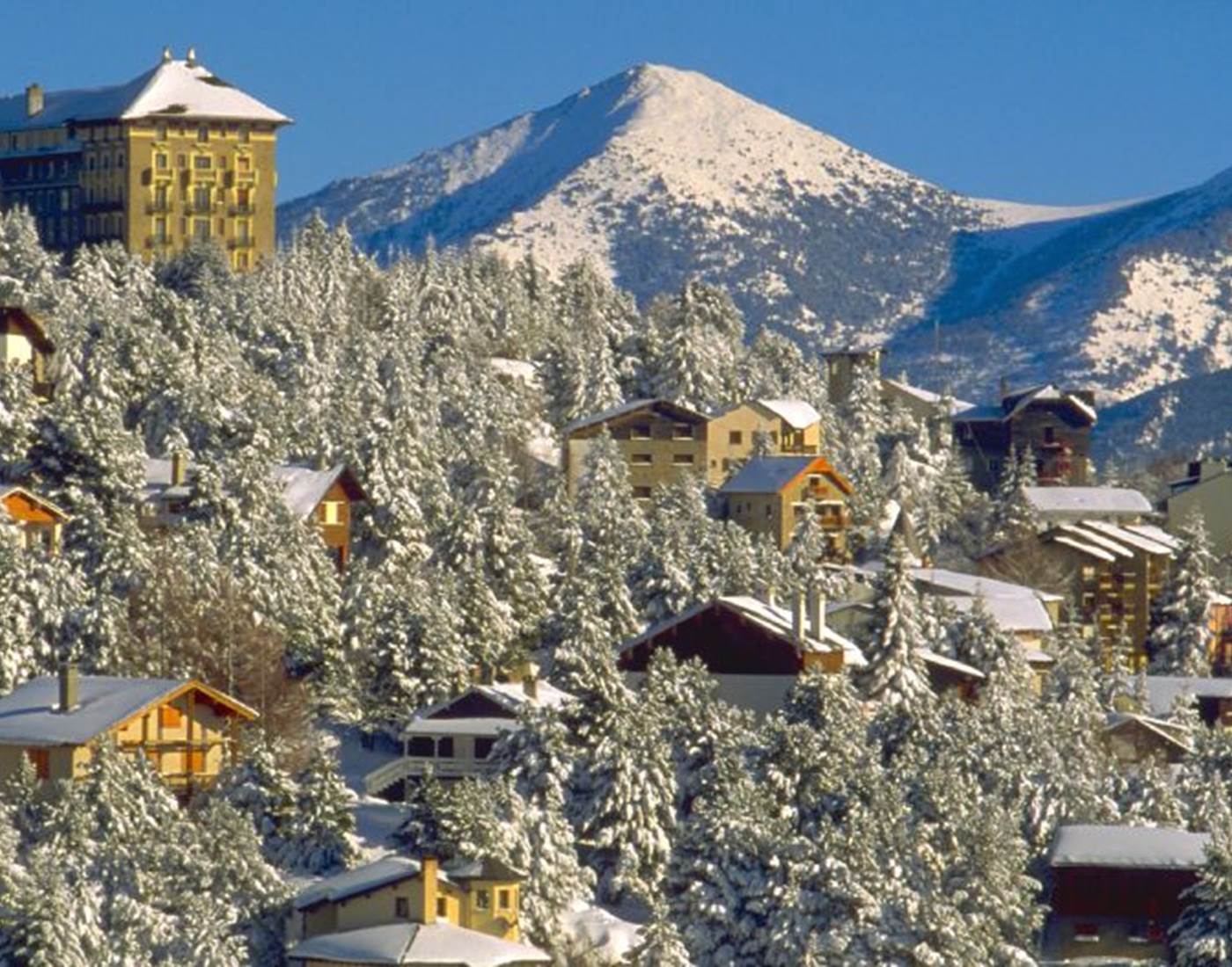 font_romeu_capcir_cerdagne_neige_ski_montagne_chalet