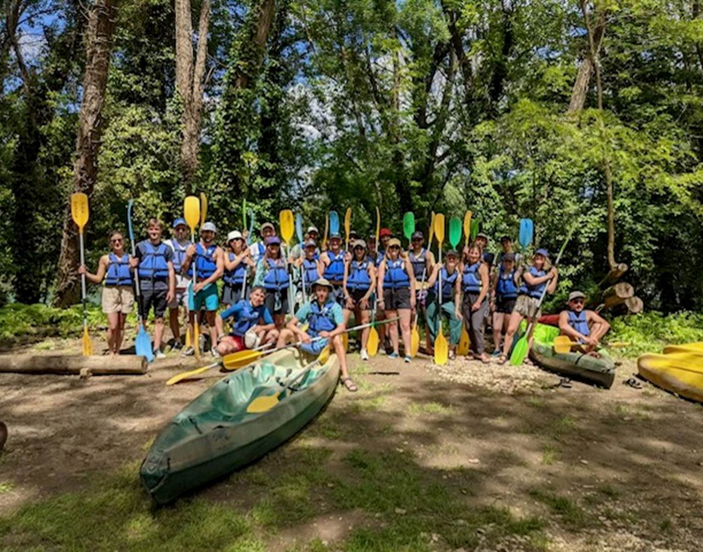 Canoe-kayak-Vallon-pont-arc-evg-evjf-team-groupes-ardeche-alain-bateaux-page