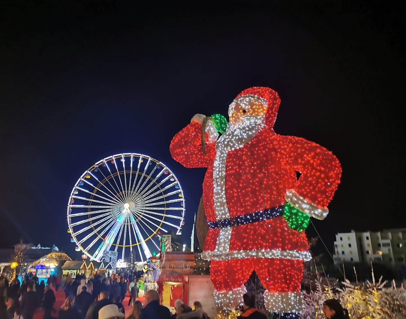 Le Coq du Nord-Mailhac découvre la magie de Noël à Le Barcarès