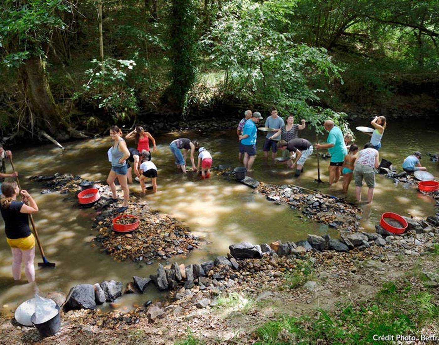 Atelier chercheurs d'or à Jumilhac
