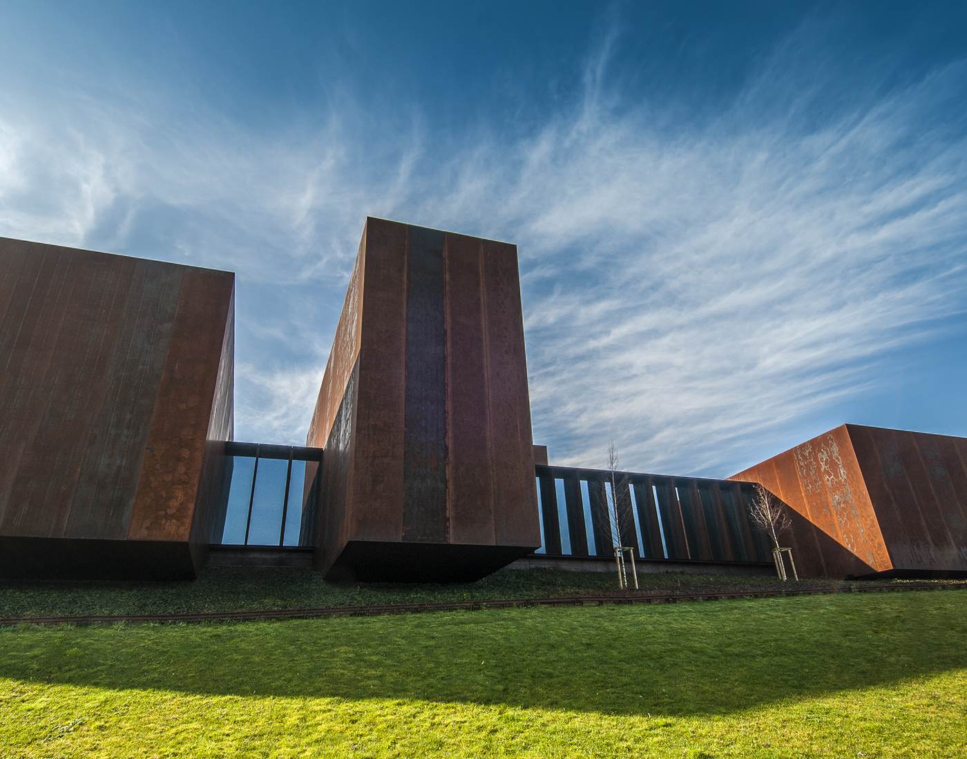 © RCR – musée Soulages  photo A. Meravilles