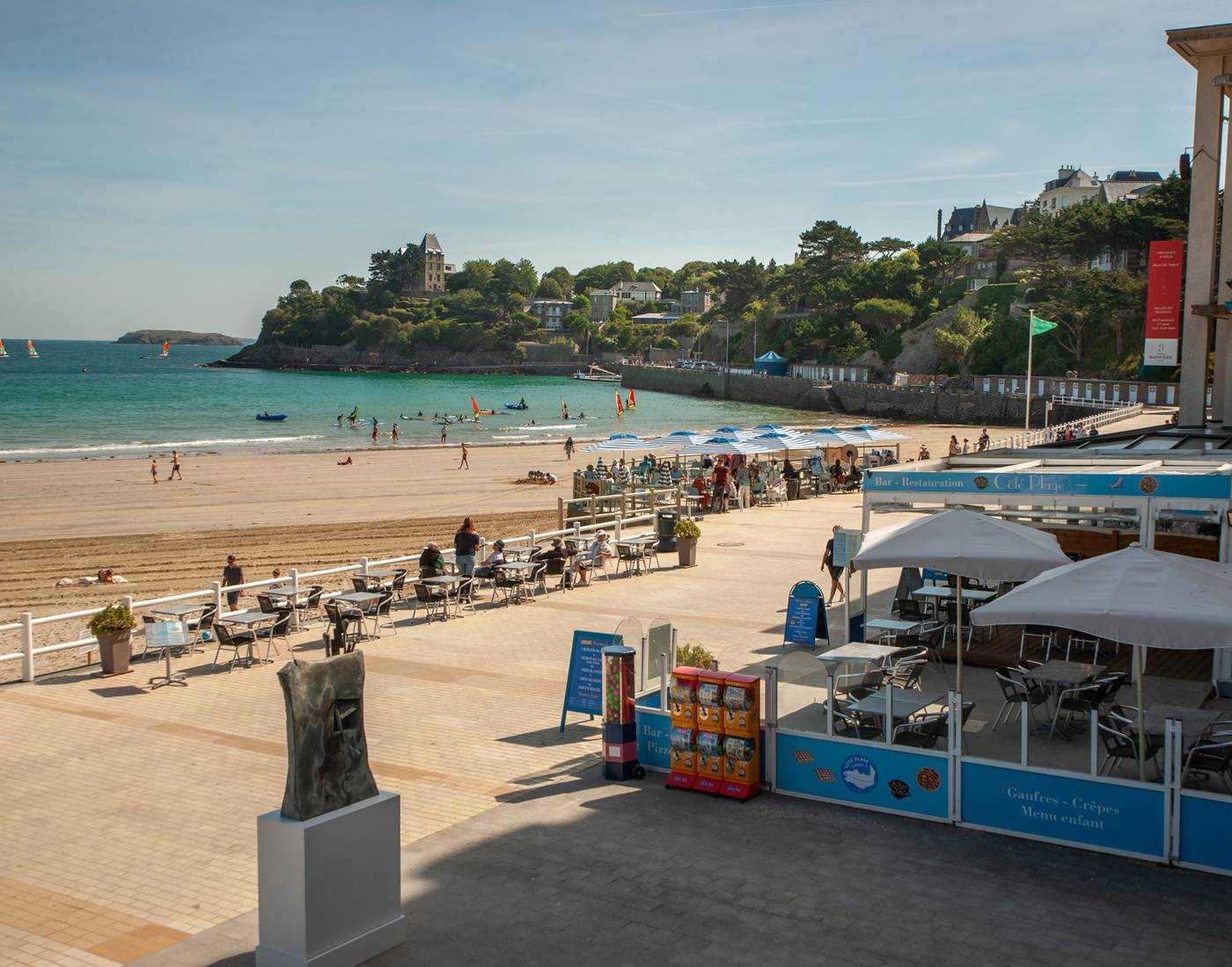 Clos de la Fontaine Dinard, terrasse de la digue 700m (Jo Labb)