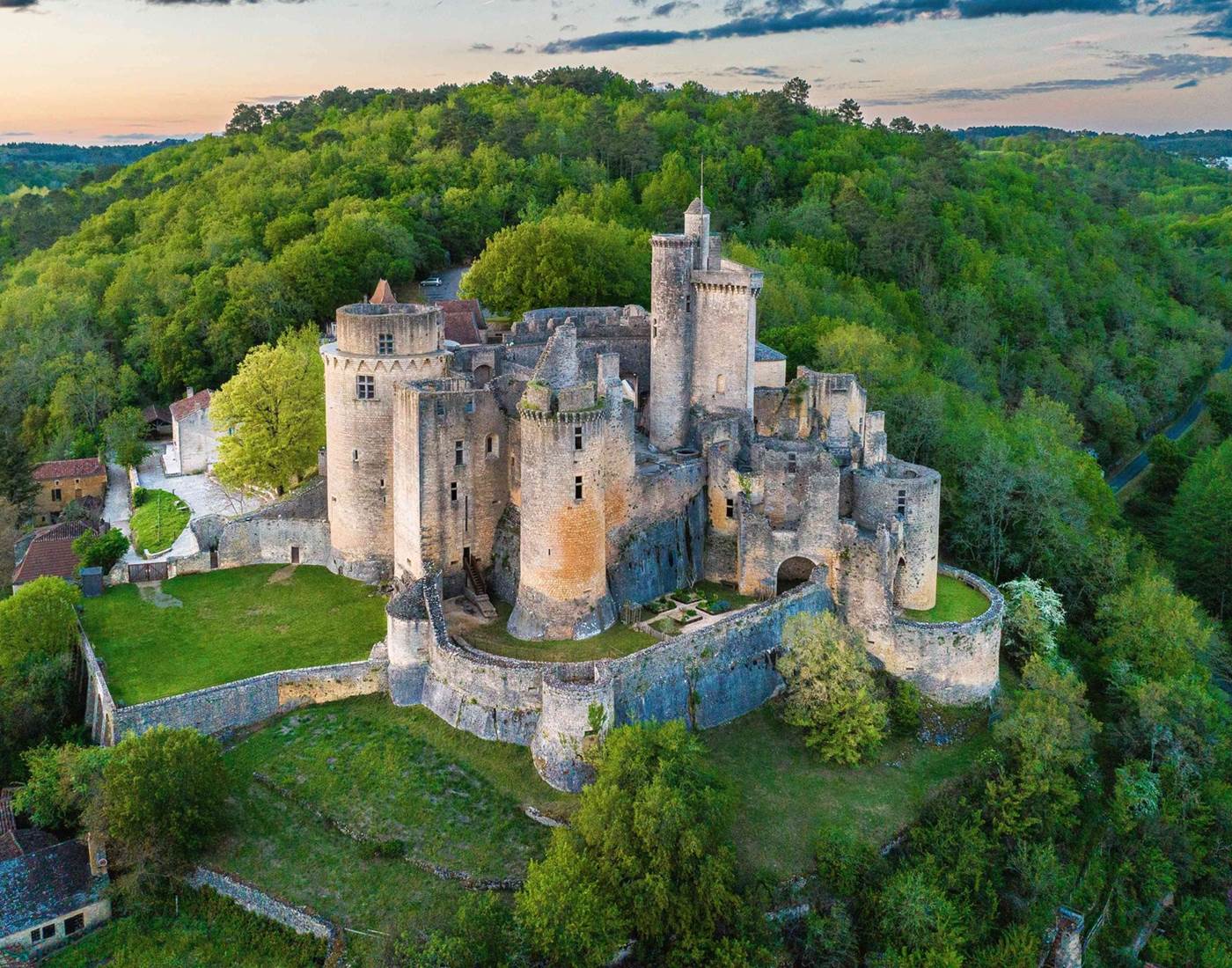 Château de Bonaguil-page