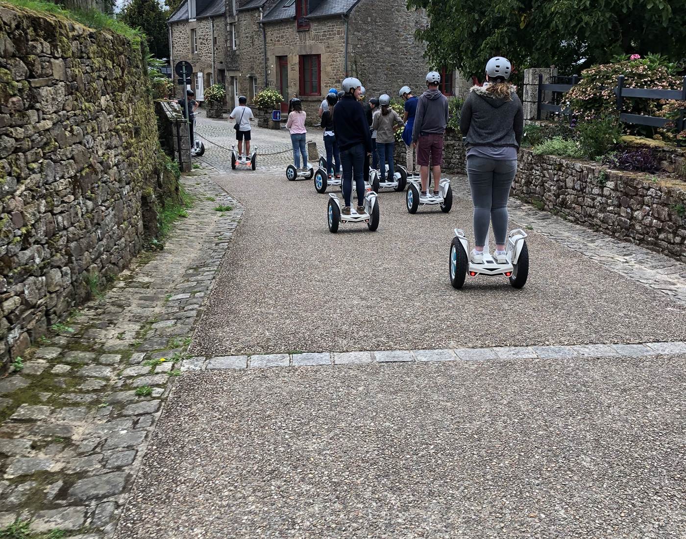 Bords de Rance à DINAN, village de LEHON