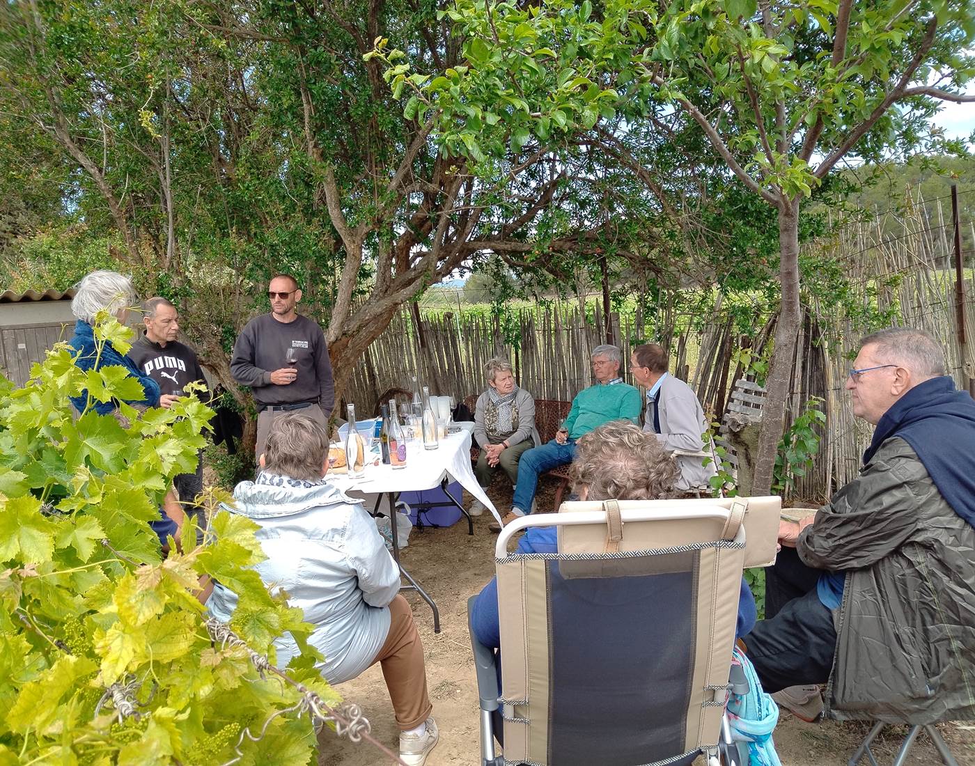 Pique nique au poatger Le Coq du Nord-Mailhac avec dégustation des vins du domaine La Tasque