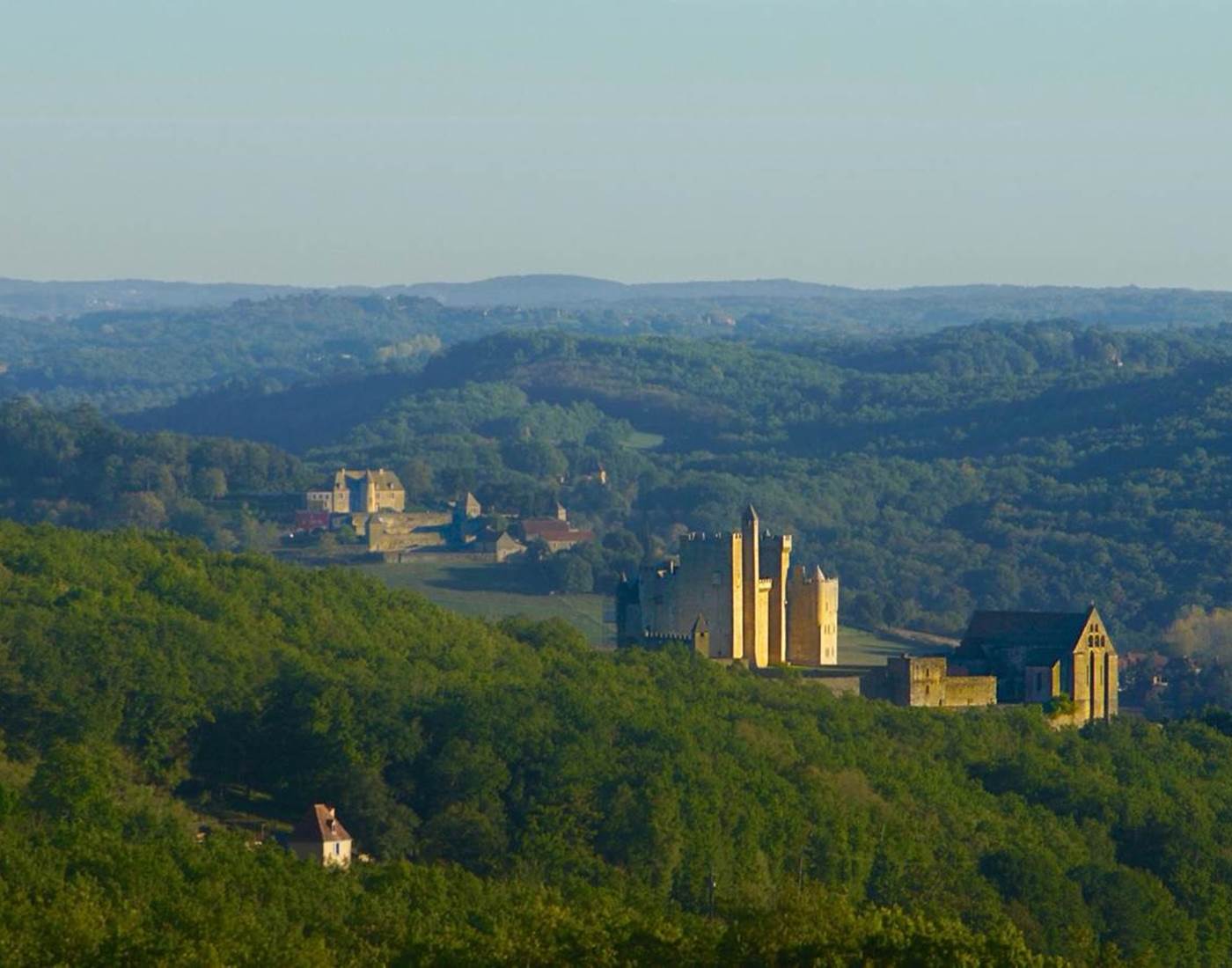 chateau-beynac-dordogne.jpg