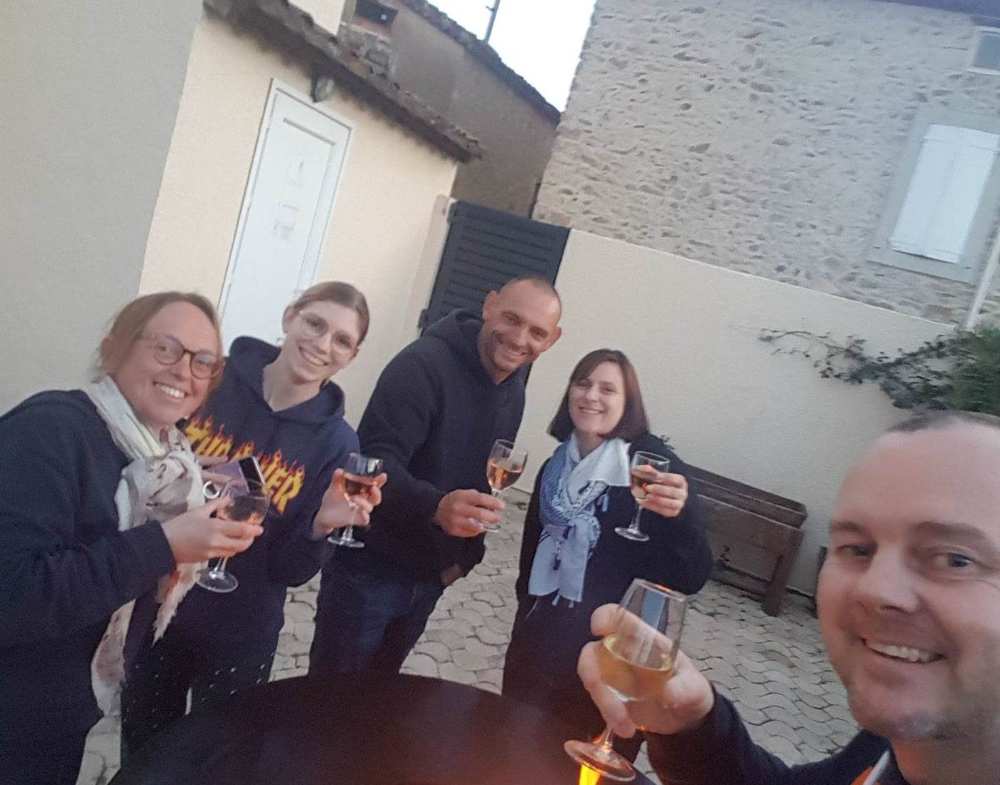 Le Coq du Nord Mailhac c'est aussi des moments en famille 🍷😍