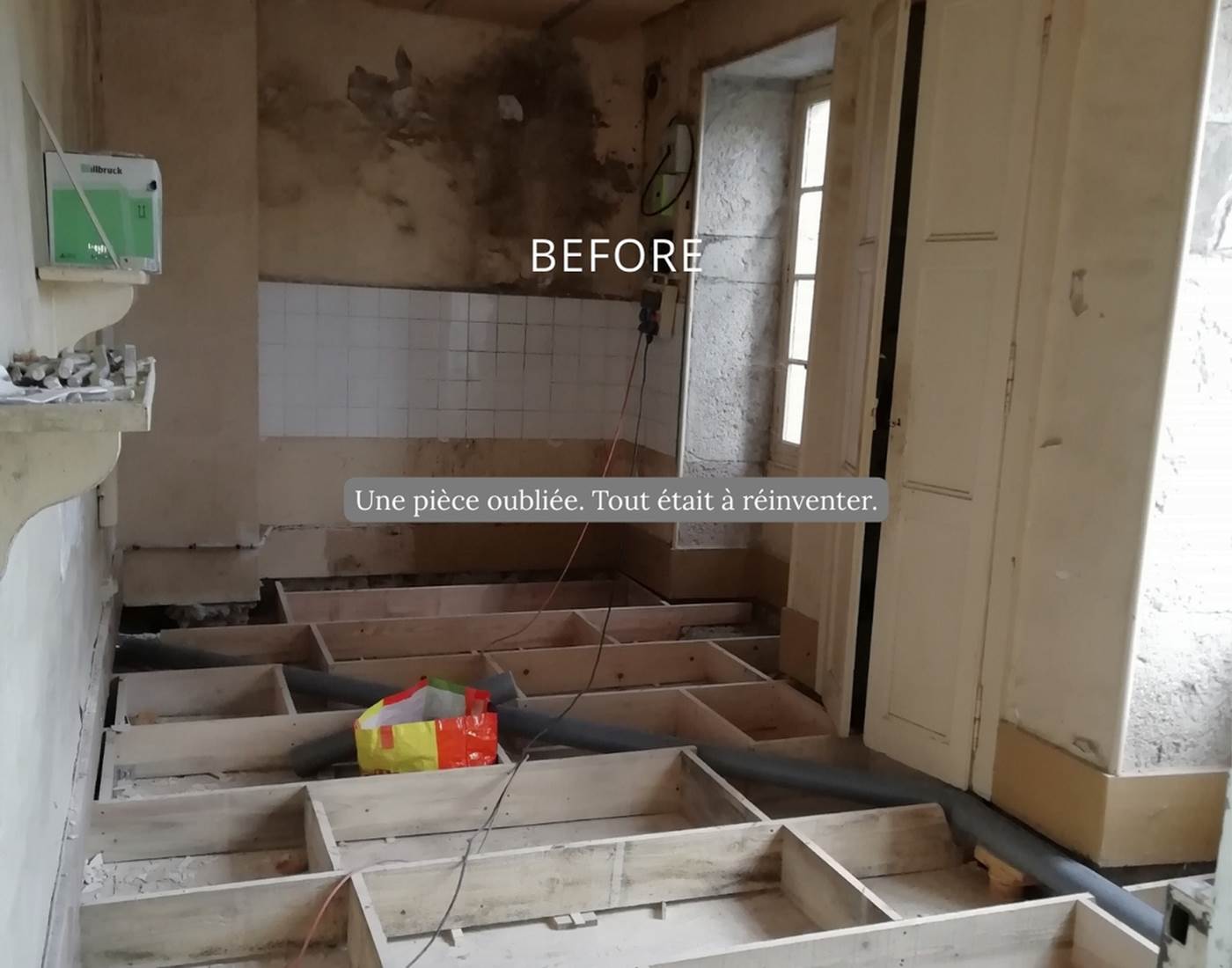 Chambre secondaire avant travaux au Manoir du Colombier