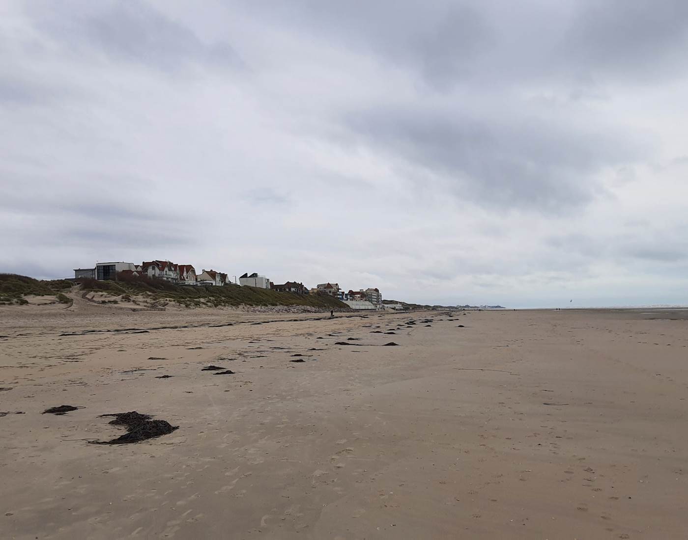 La station balnéaire de Merlimont par la plage