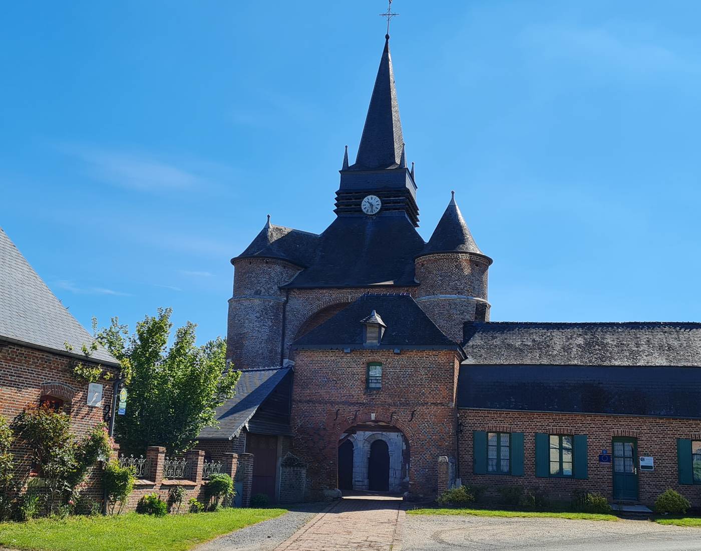 Eglise fortifiée de Parfondeval
