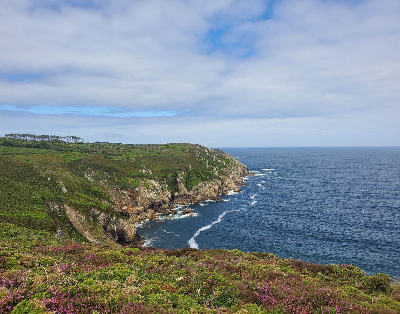 GR34 à proximité de la pointe de Bezellec
