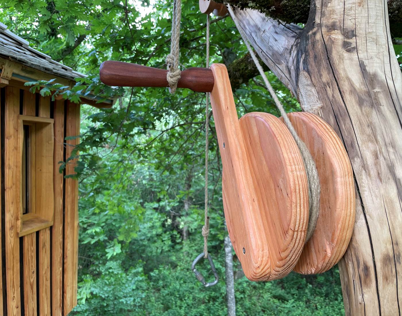 poulie pour monter le panier