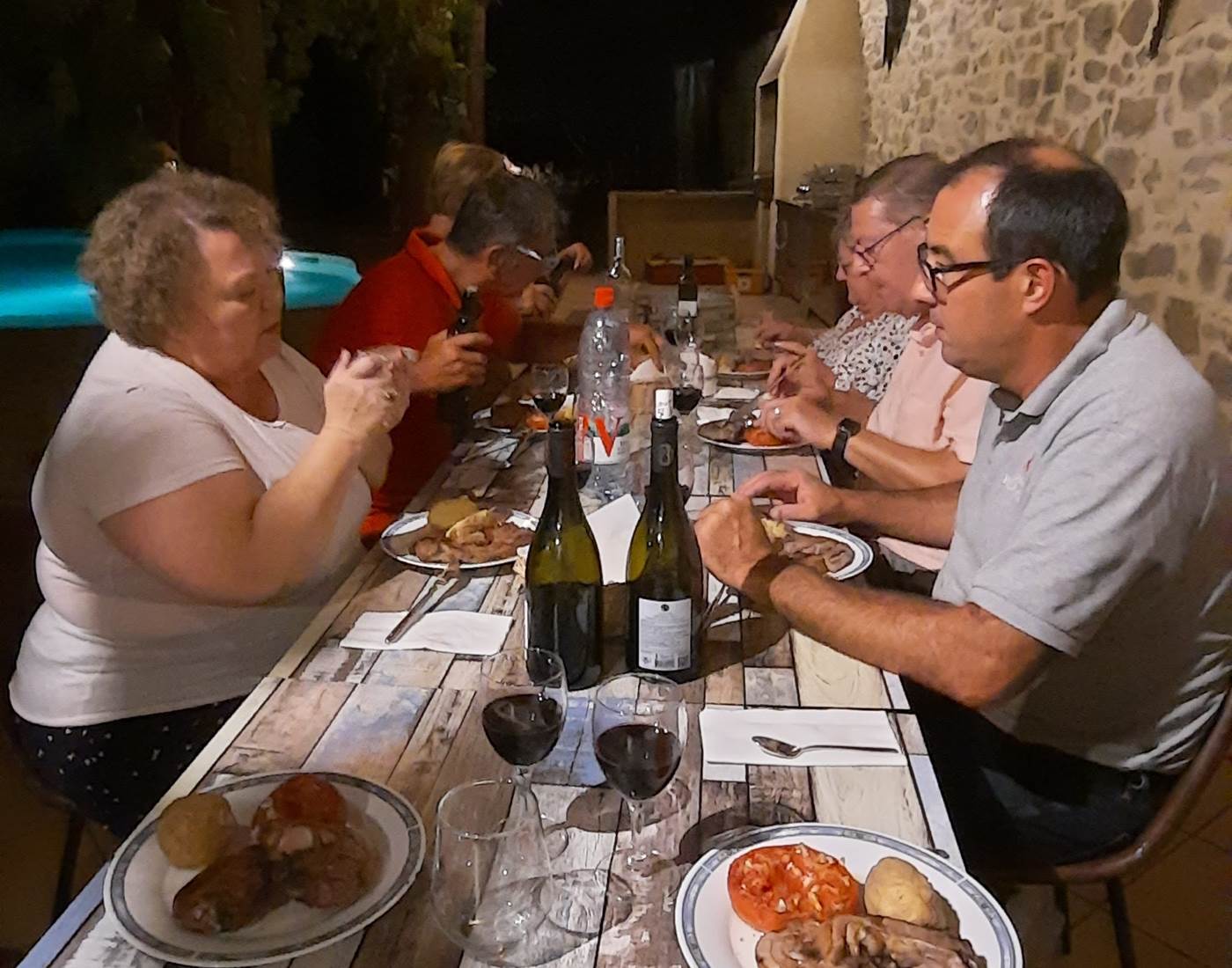 Des tables d'hôtes conviviales avec des produits locaux