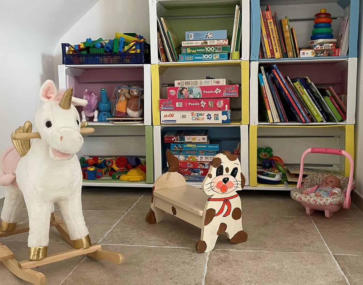 Jeux et livres jeunes enfants