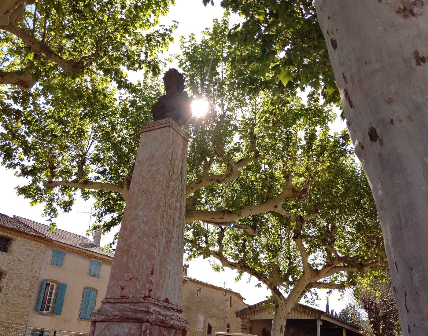 Mailhac aux couleurs estivales