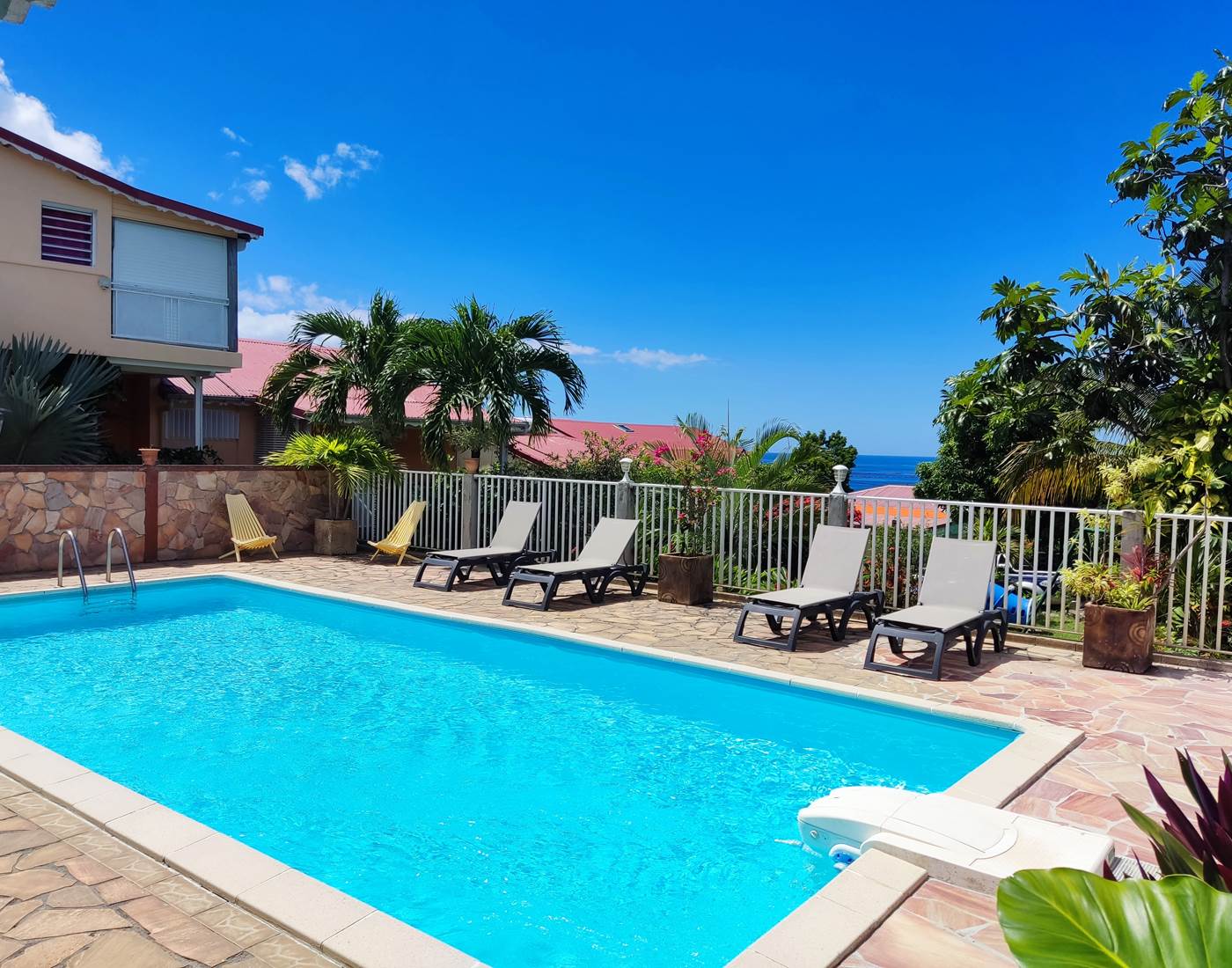 Piscine du Domaine de Fanélie Deshaaies Guadeloupe