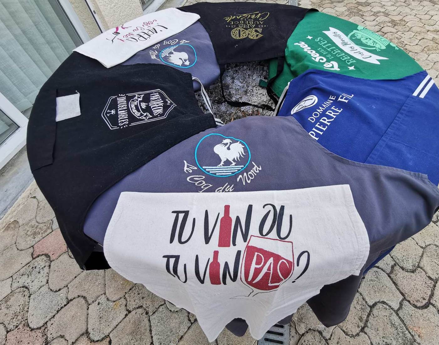 Merci à tous pour ces tabliers 😍😍😍