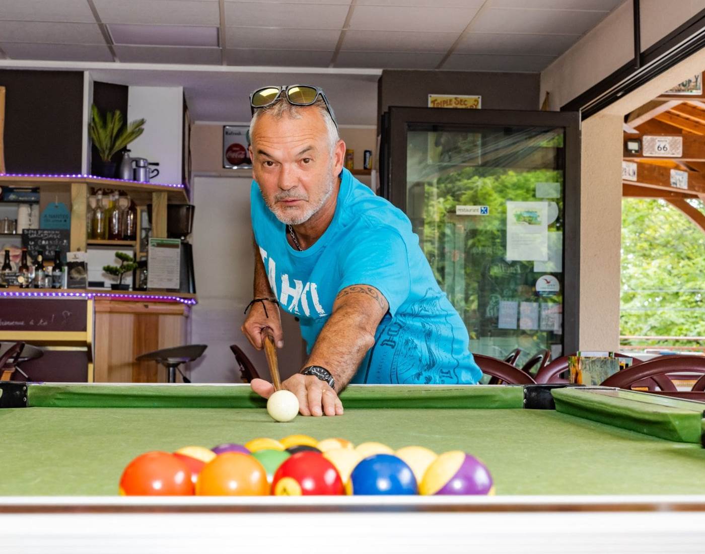 Eric vous attend pour une partie de billard !