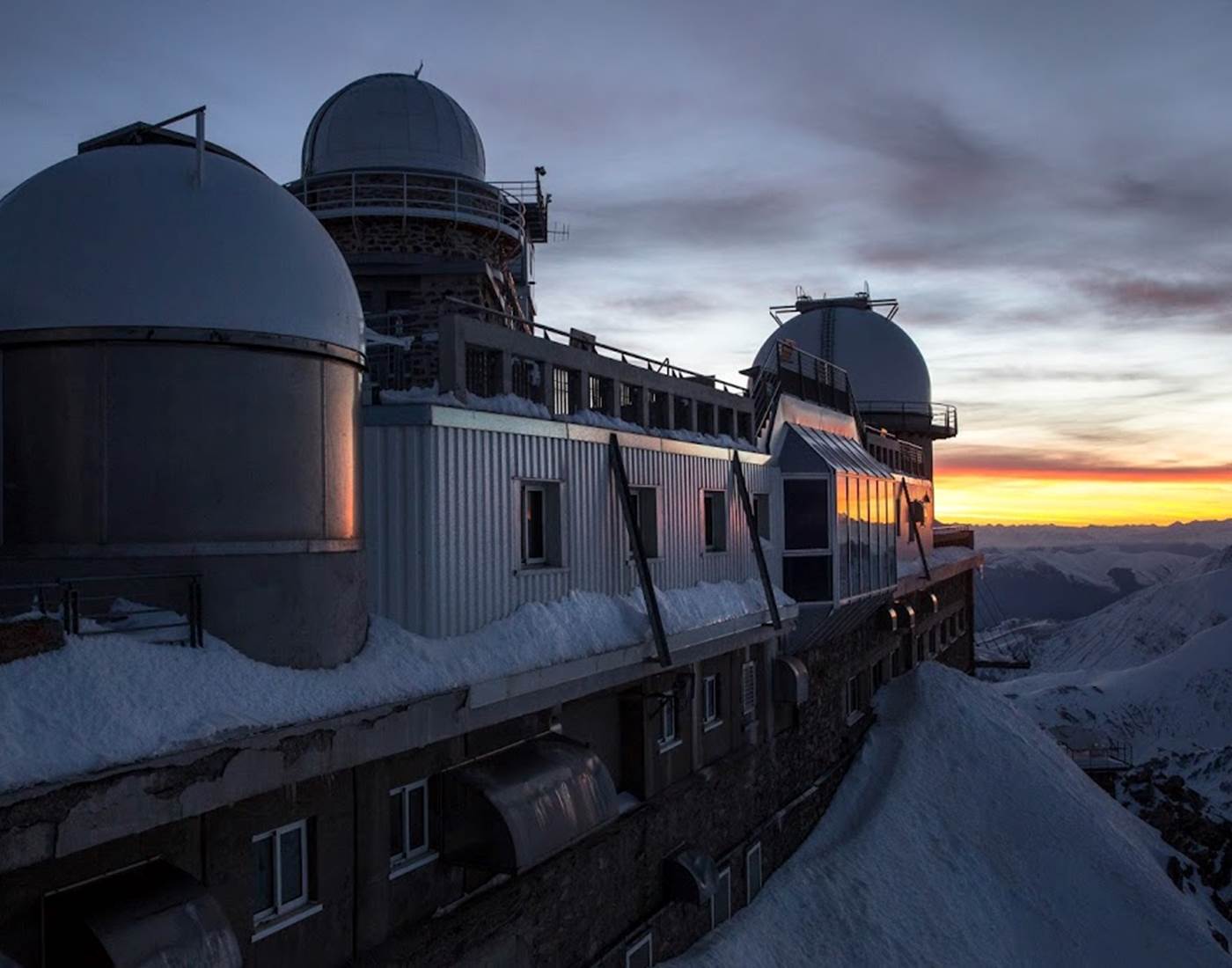 Pic du Midi hiver ©ATVG_Bareges_Pic_Midi