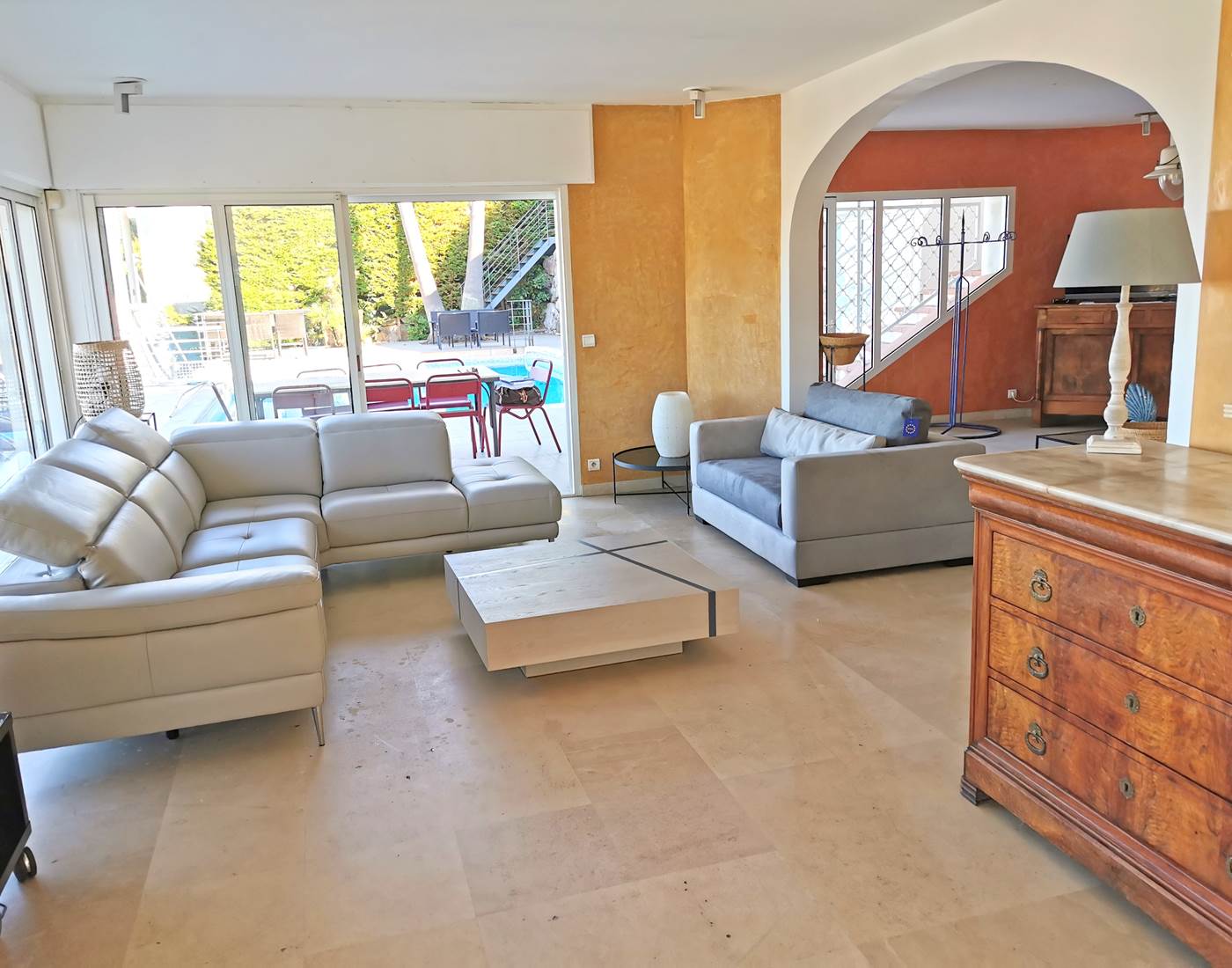 amazing south france riviera villa large double living room pool vue