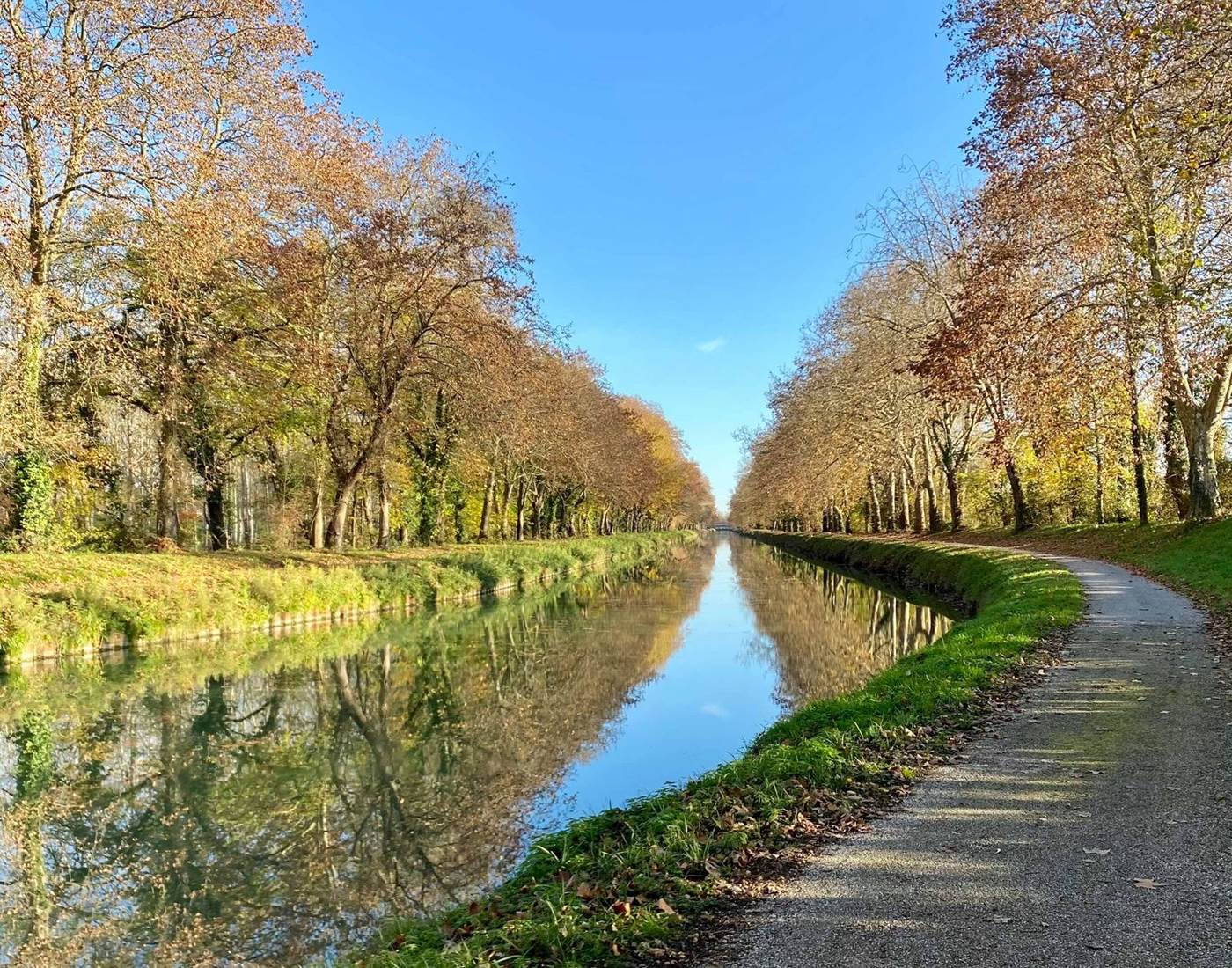 CANAL DES 2 MERS A VELO