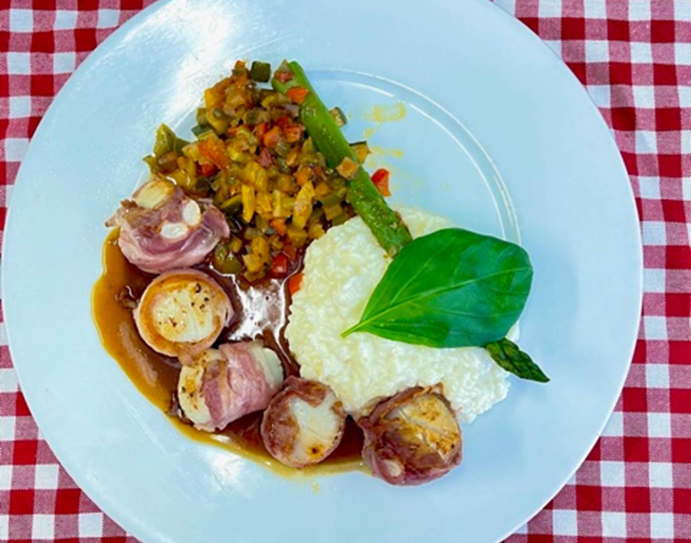 Nos saint Jacques pancetta et risotto crémeux...