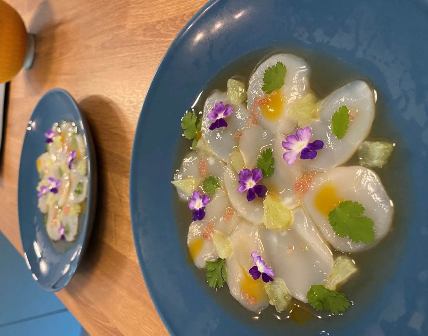 L'AUBERGE DU RANC: carpaccio de St Jacques