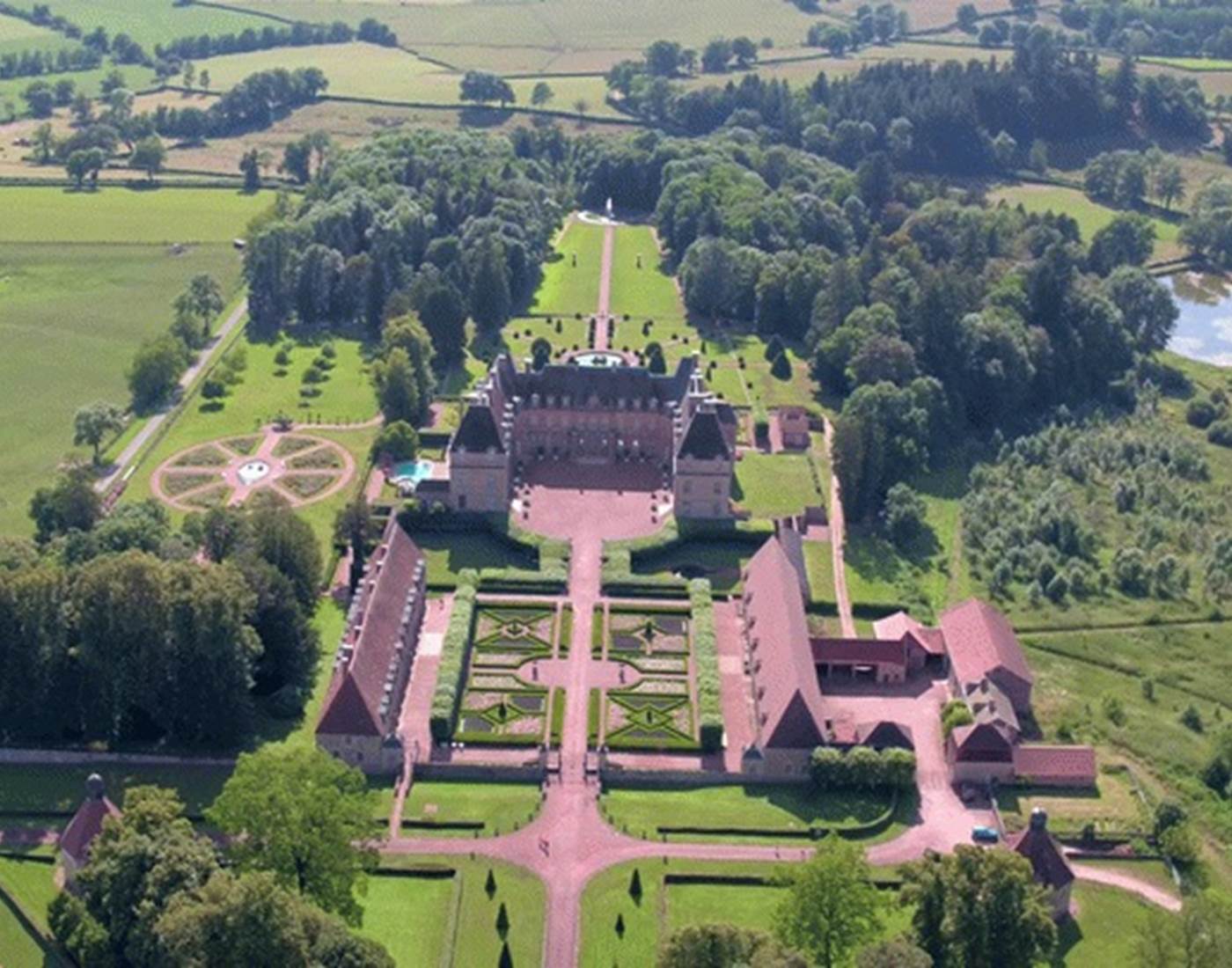 Le Château de Drée à 10km de Vaulx