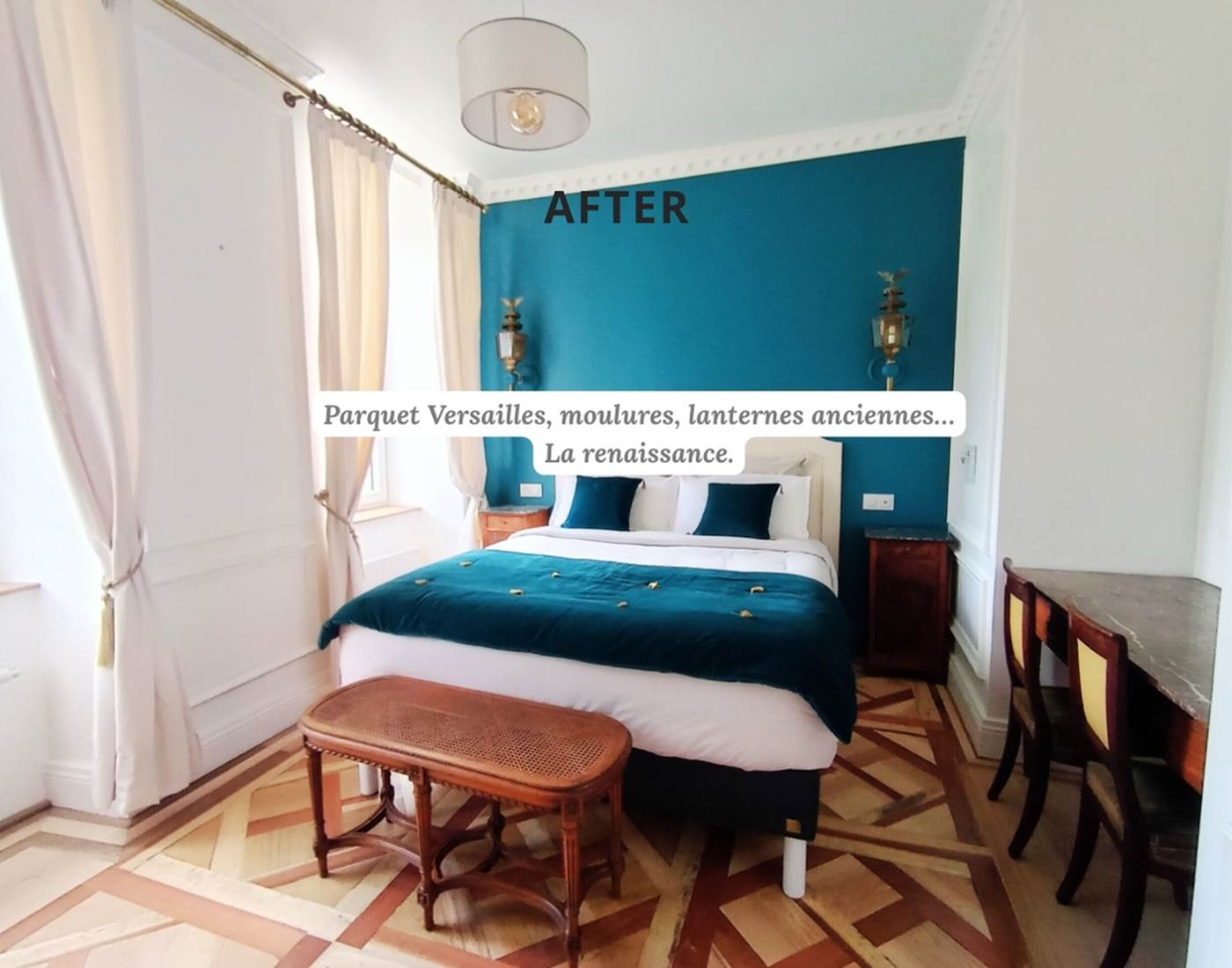 Chambre parentale rénovée avec parquet Versailles et moulures, gîte de charme Bugey.