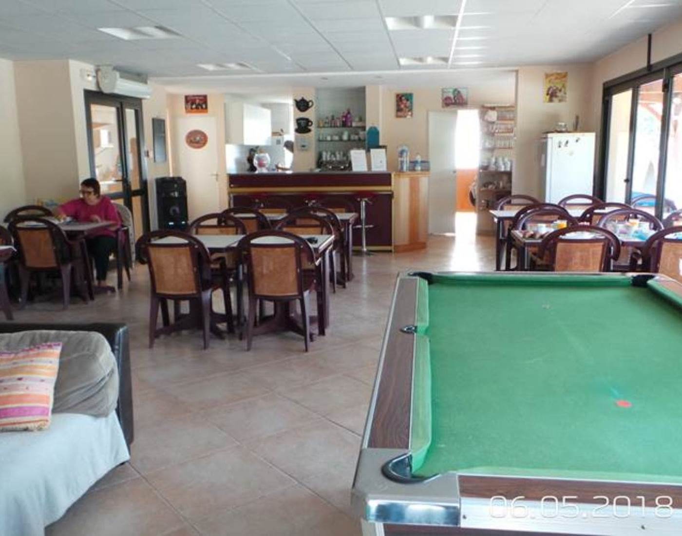 Bar, restauration et jeux