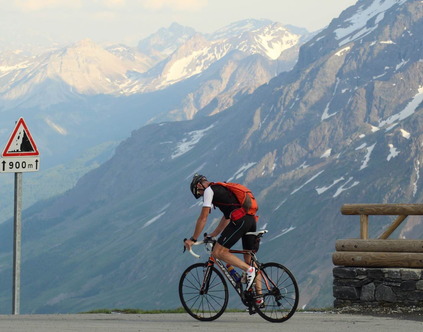 Ariivée au col du Galibier début Juin