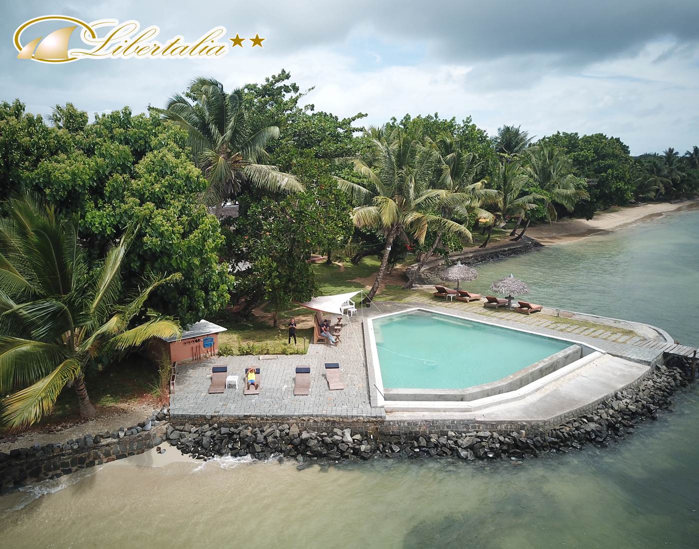 Piscine vue aérienne