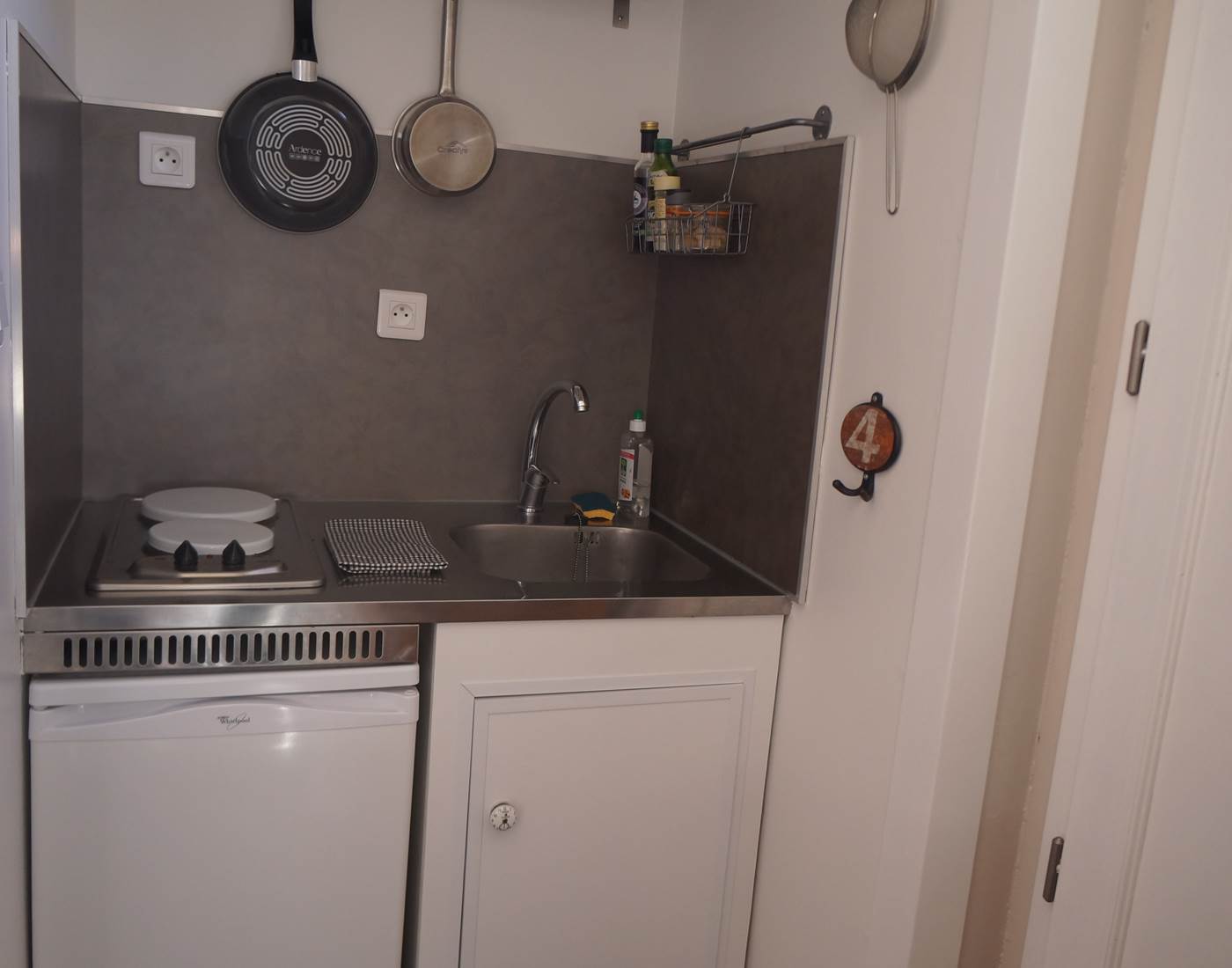 Chambre d'hôtes l'Ephémère - Limoges : kitchenette